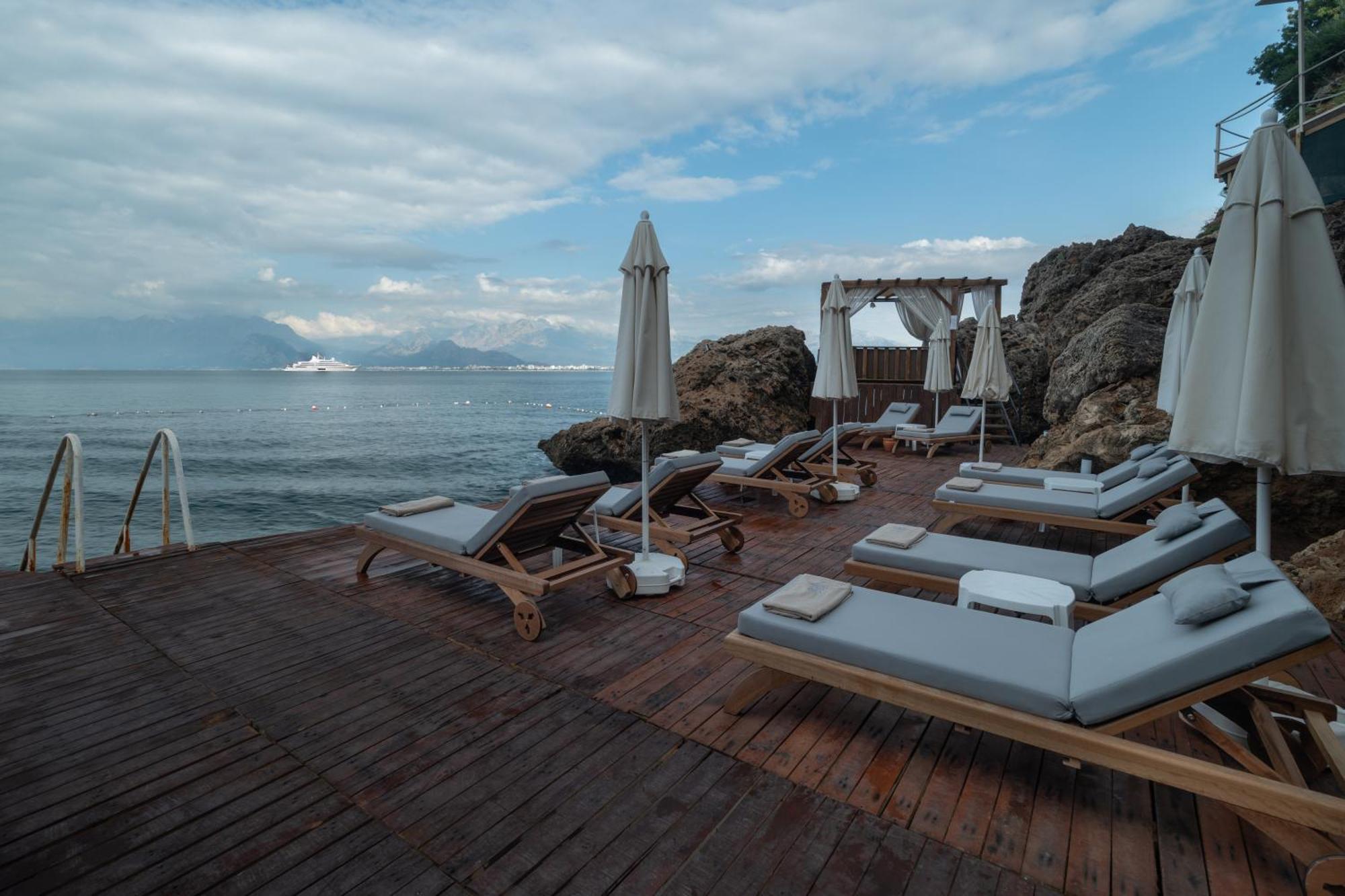 Perge - Adult Only 18 Готель 4*